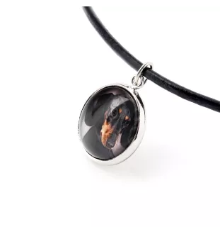 Teckel à poil ras, Chien-saucisse - collier pendentif avec votre photo, fait main, bijoux de la marque Art-Dog